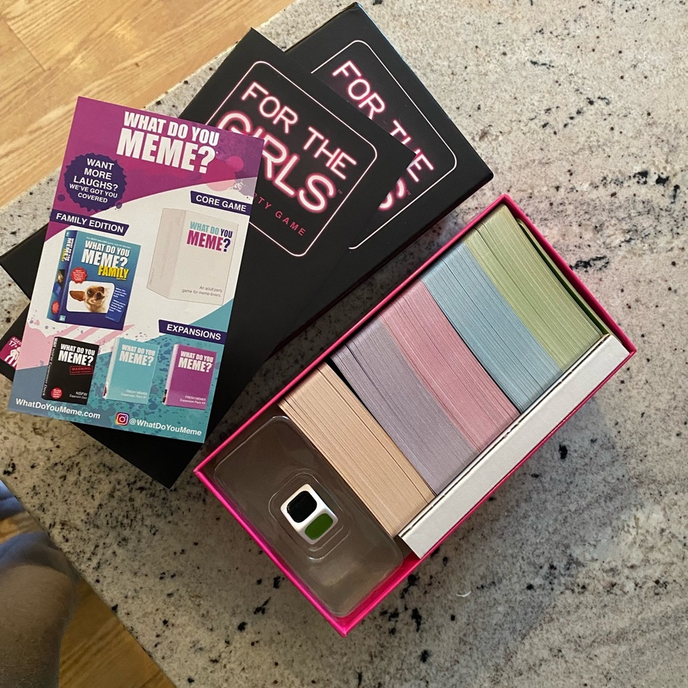 What Do You Meme? Card Game